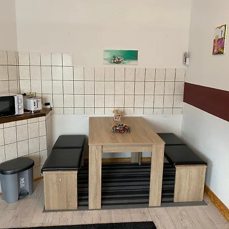 Ferienwohnung Eichhoernchen Suhl Exterior photo